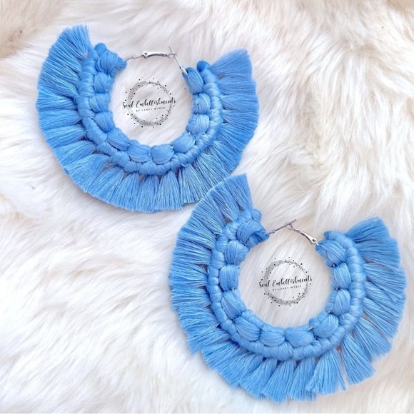 NEW:»HaNdMaDe BÖHÖ fLoWeR MaCrAmÉ»🏹BoHeMiAn EaRrInGs Fringe fRiNgNy hÖöpS - Picture 1 of 16